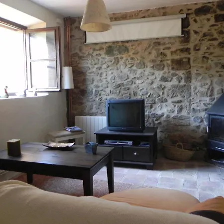 Nyaraló Baix Emporda. Increible Casa En Pueblo Medieval *