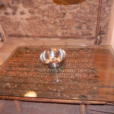 Baix Empordà. Increíble Casa En Pueblo Medieval *